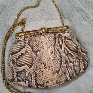 Elegant Snakeskin Patterned Women's Bag with Gold Chain